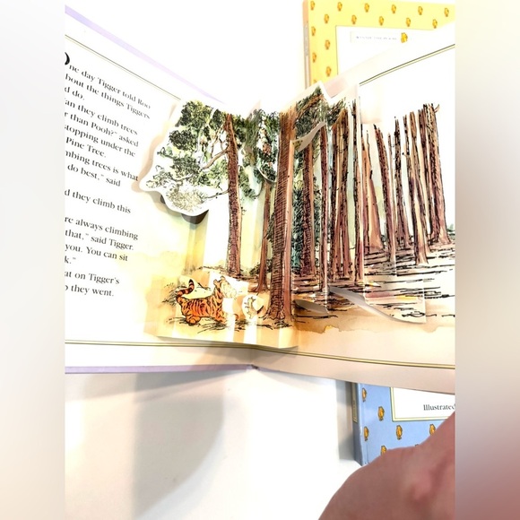 Set of 4 Winnie the Pooh Hardcover Pop-Up Books - Picture 8 of 10